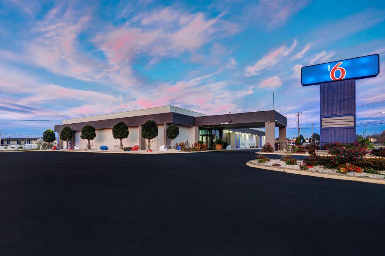 Motel 6 Burlington Ngoại thất bức ảnh