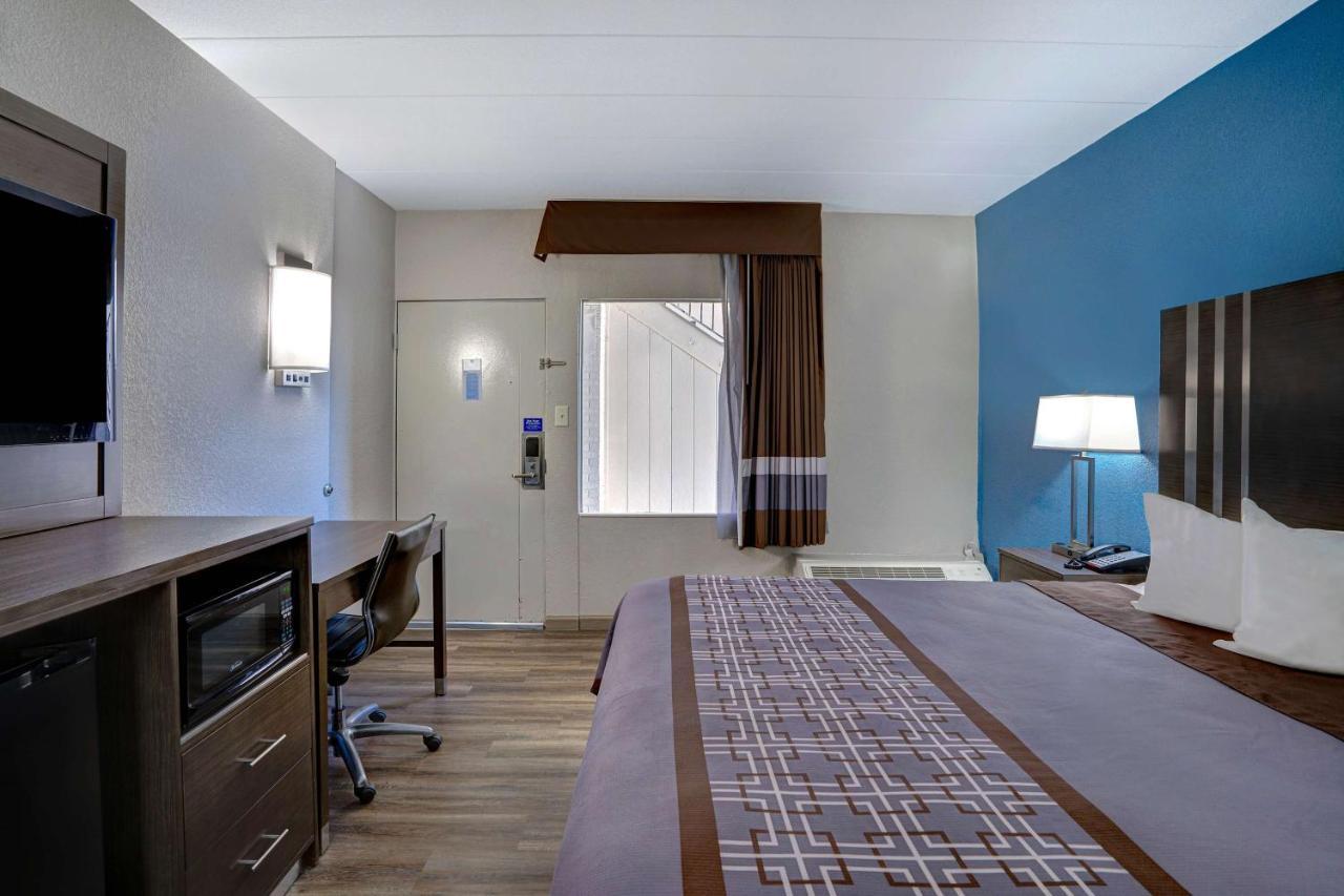Motel 6 Burlington Ngoại thất bức ảnh