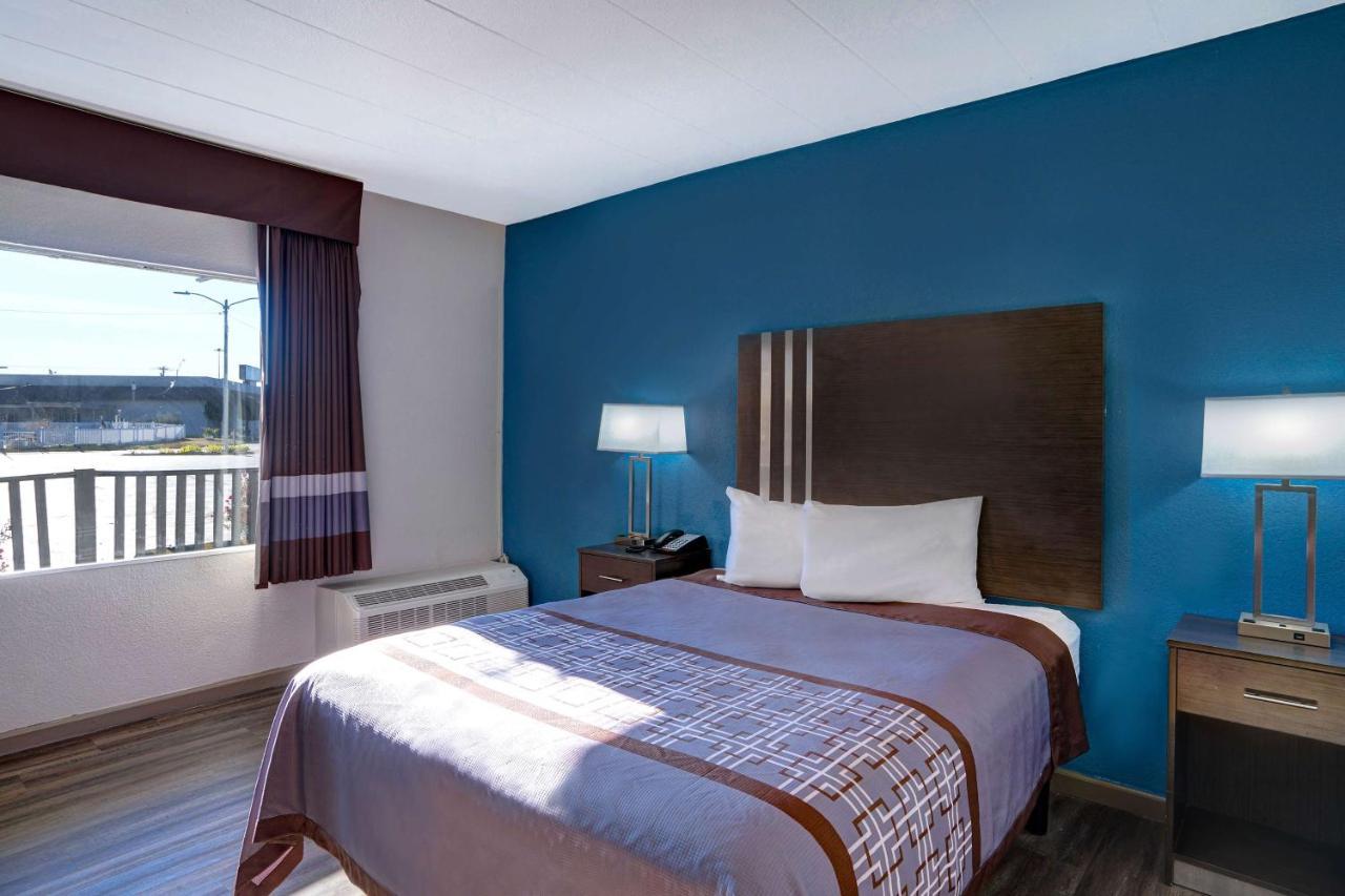 Motel 6 Burlington Ngoại thất bức ảnh
