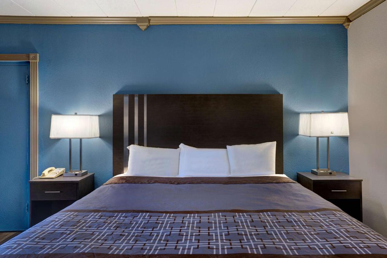 Motel 6 Burlington Ngoại thất bức ảnh