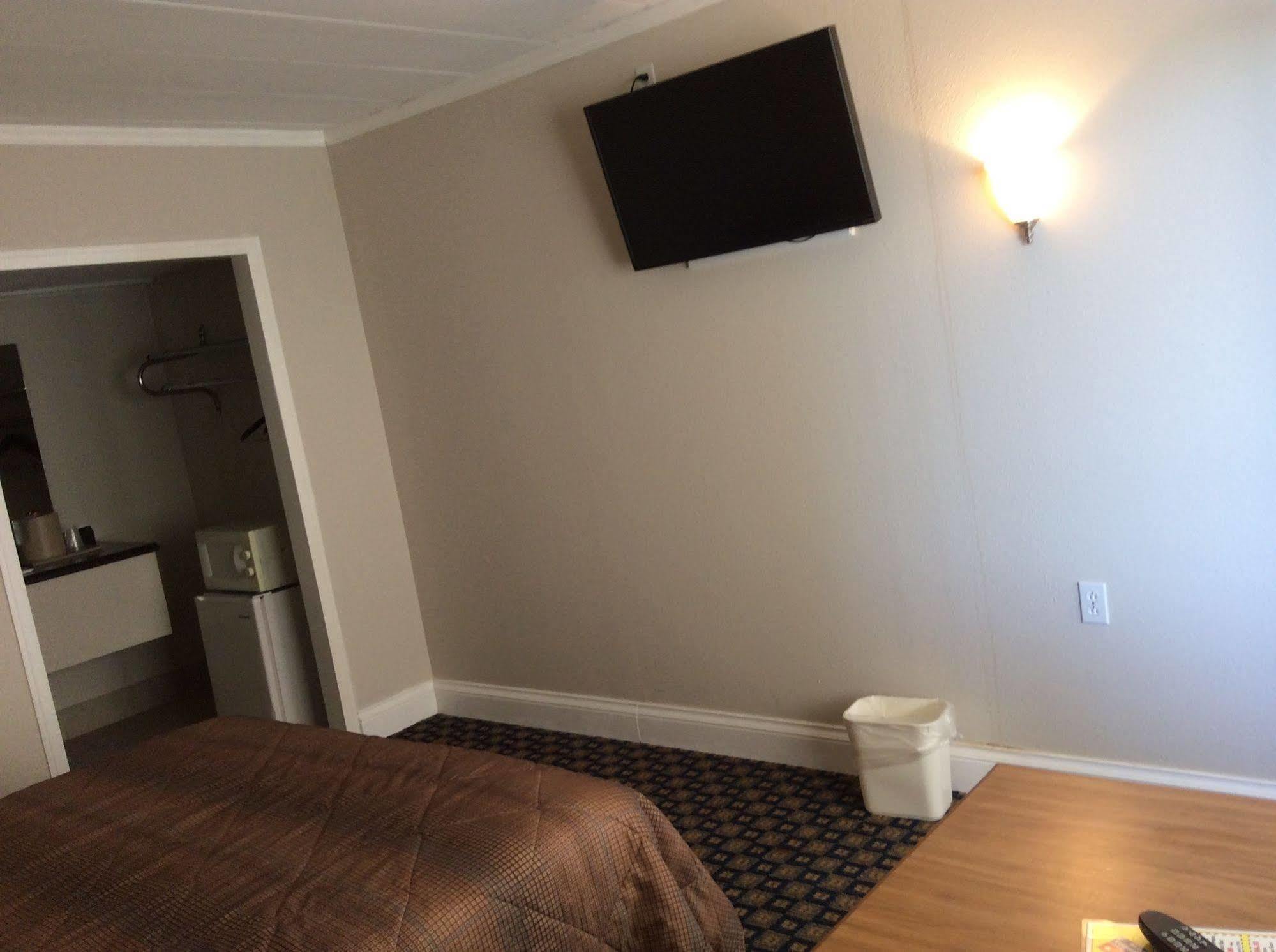 Motel 6 Burlington Ngoại thất bức ảnh
