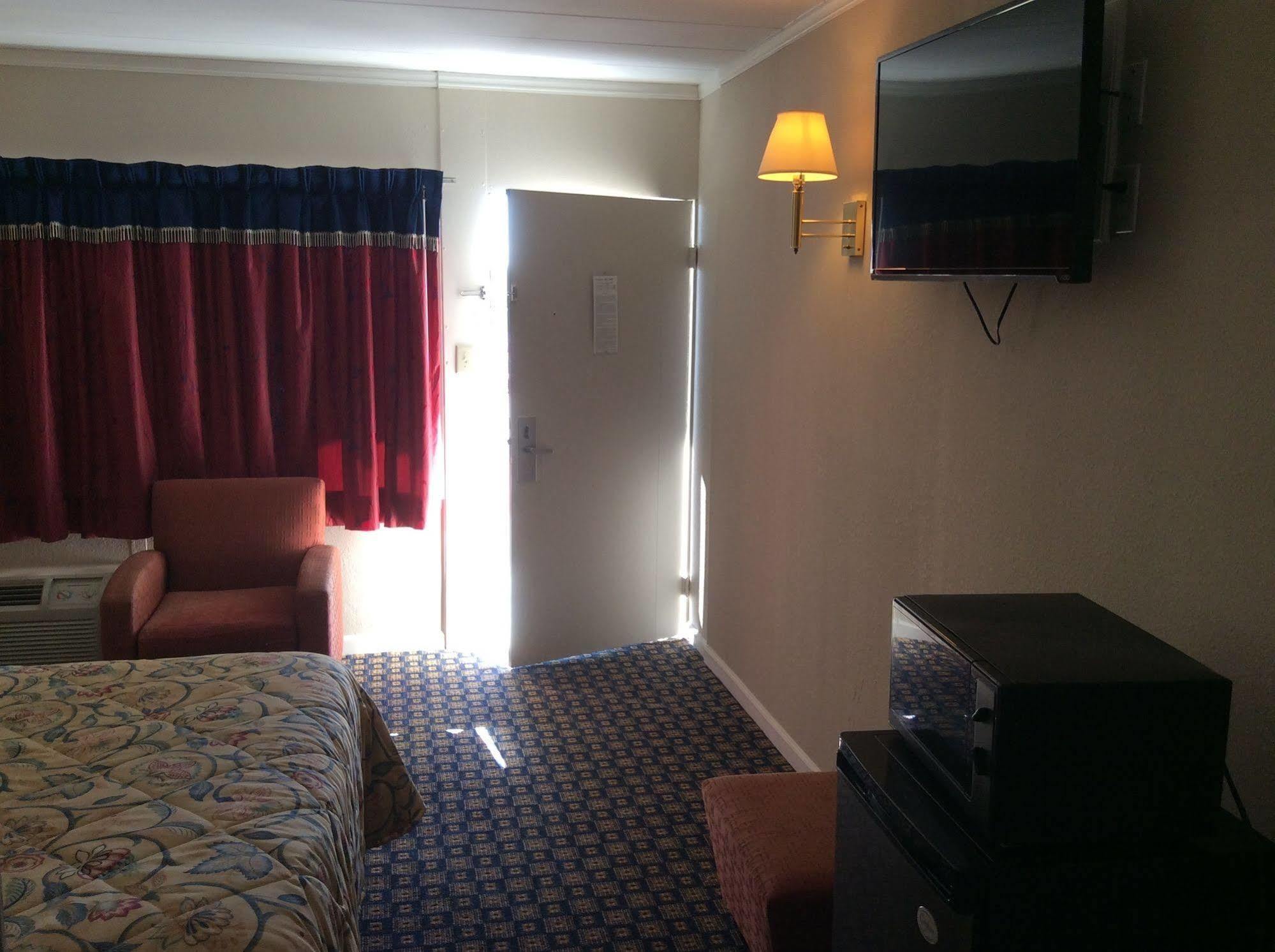Motel 6 Burlington Ngoại thất bức ảnh