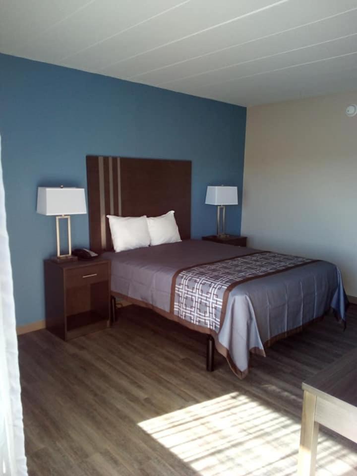 Motel 6 Burlington Ngoại thất bức ảnh